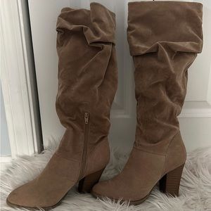 Dress boots